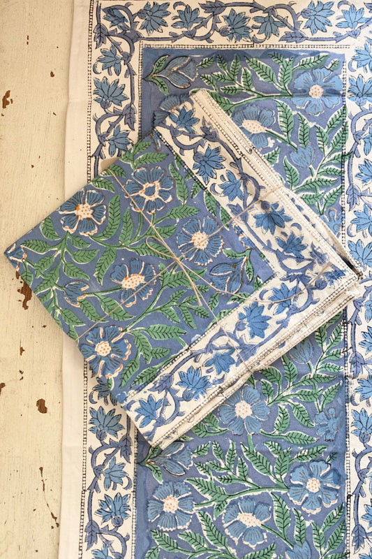 Blue floral print cotton tablerunner with napkin set.