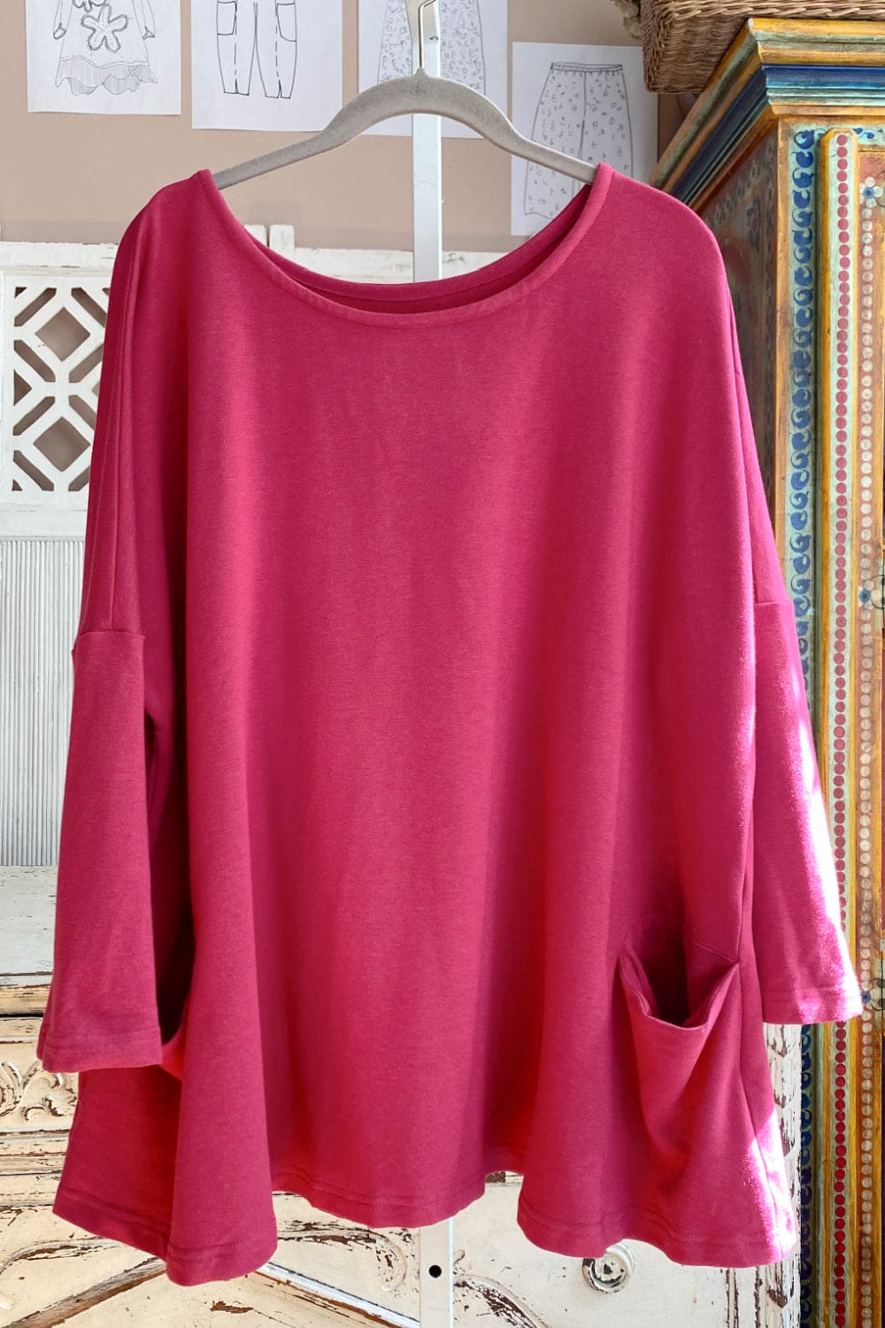 Long sleeve womens round neck aline top.